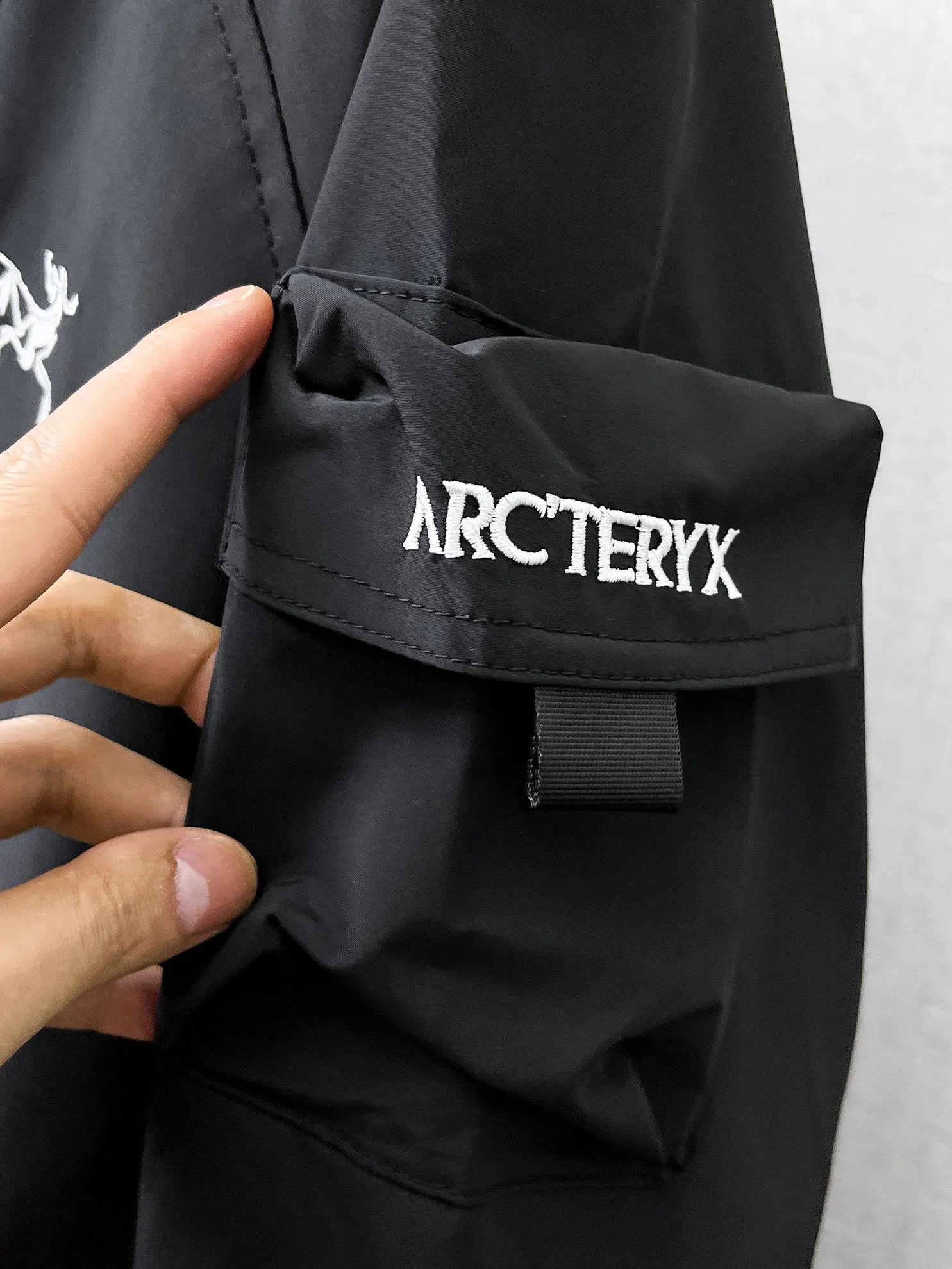 Same Style， ， 2026 New Arrival ， Original Premium Breathable ， ， ， Quality。 ， Sizes：M～3XL